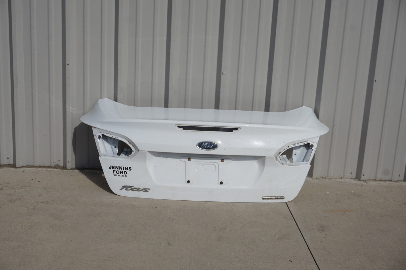 2012 - 2018 Ford Focus Se Sedan Trunk Lid