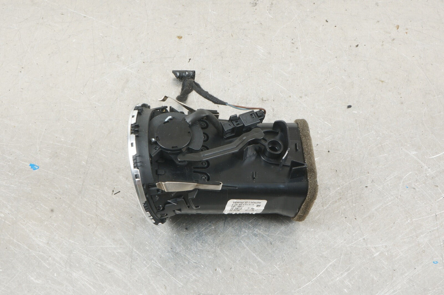 Mercedes W204 C350 C250 C300 Dash AC A/C Air Vent Grill Left Side OEM 12 13 14