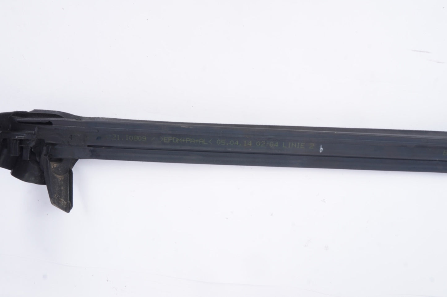 2014-2016 BMW 428I Convertible  - REAR LEFT Quarter Panel Window SEAL / TRIM