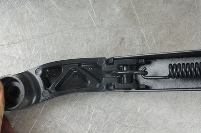 2020-2023 CADILLAC CT4 FRONT LEFT RIGHT SIDE WINDSHIELD WIPER WASHER ARM PAIR