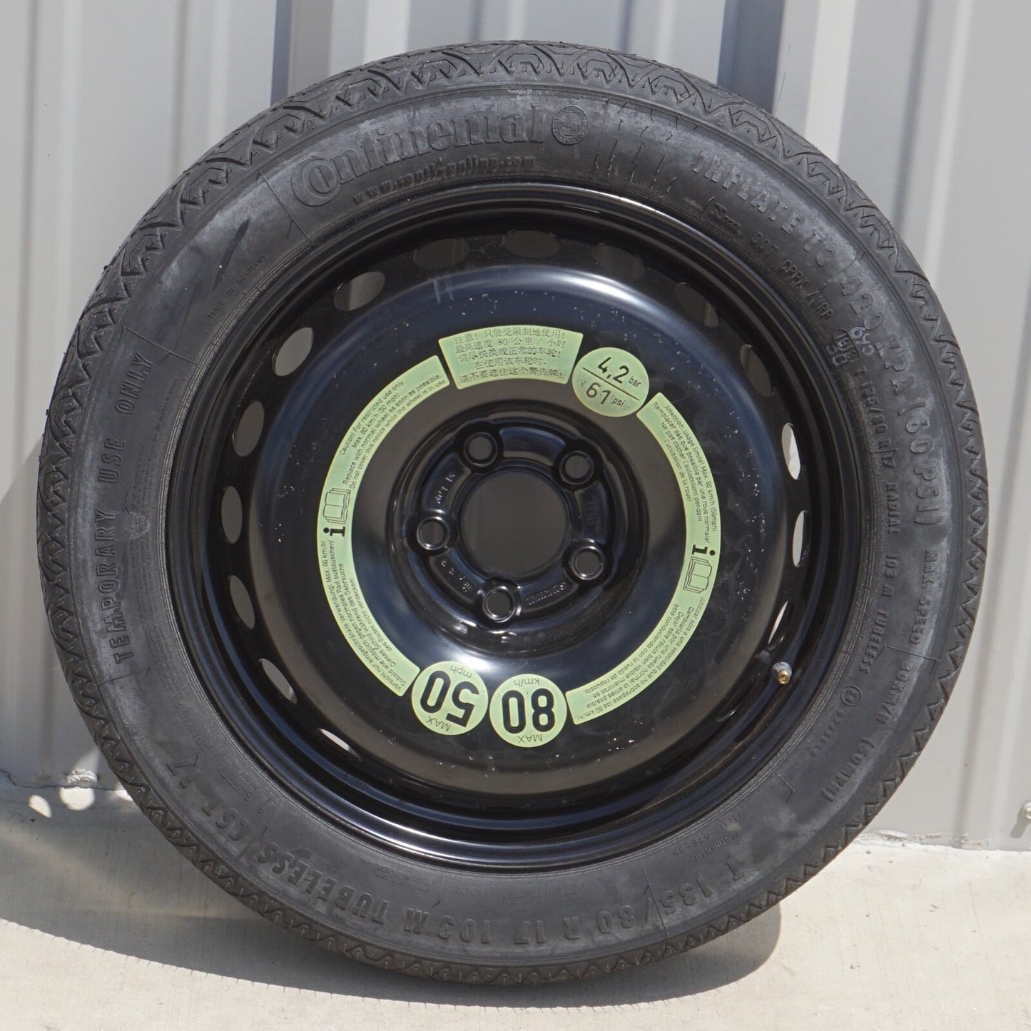 10-17 Mercedes W207 E350 Spare Tire   T135/80R17 OEM