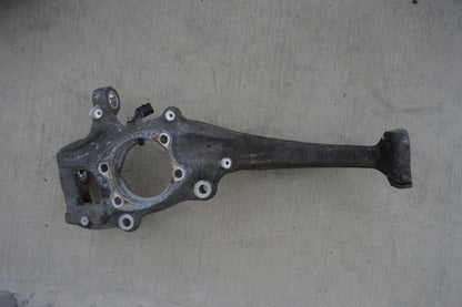 2012-2018 AUDI A7 QUATTRO FRONT LEFT DRIVER SIDE SPINDLE KNUCKLE WHEEL HUB OEM