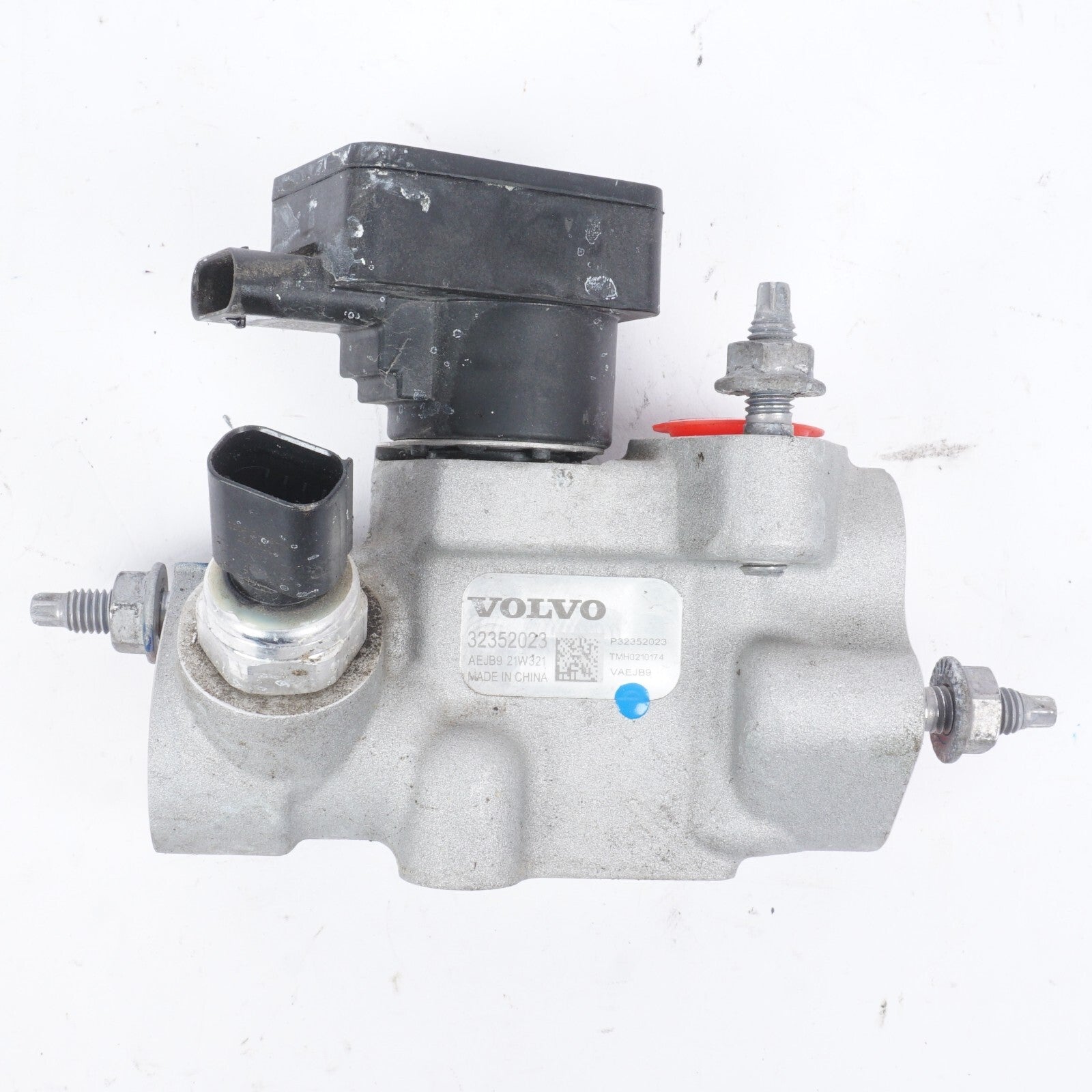 2021 - 2024 Polestar 2 A/C Conditioner Expansion Valve 32352023 OEM