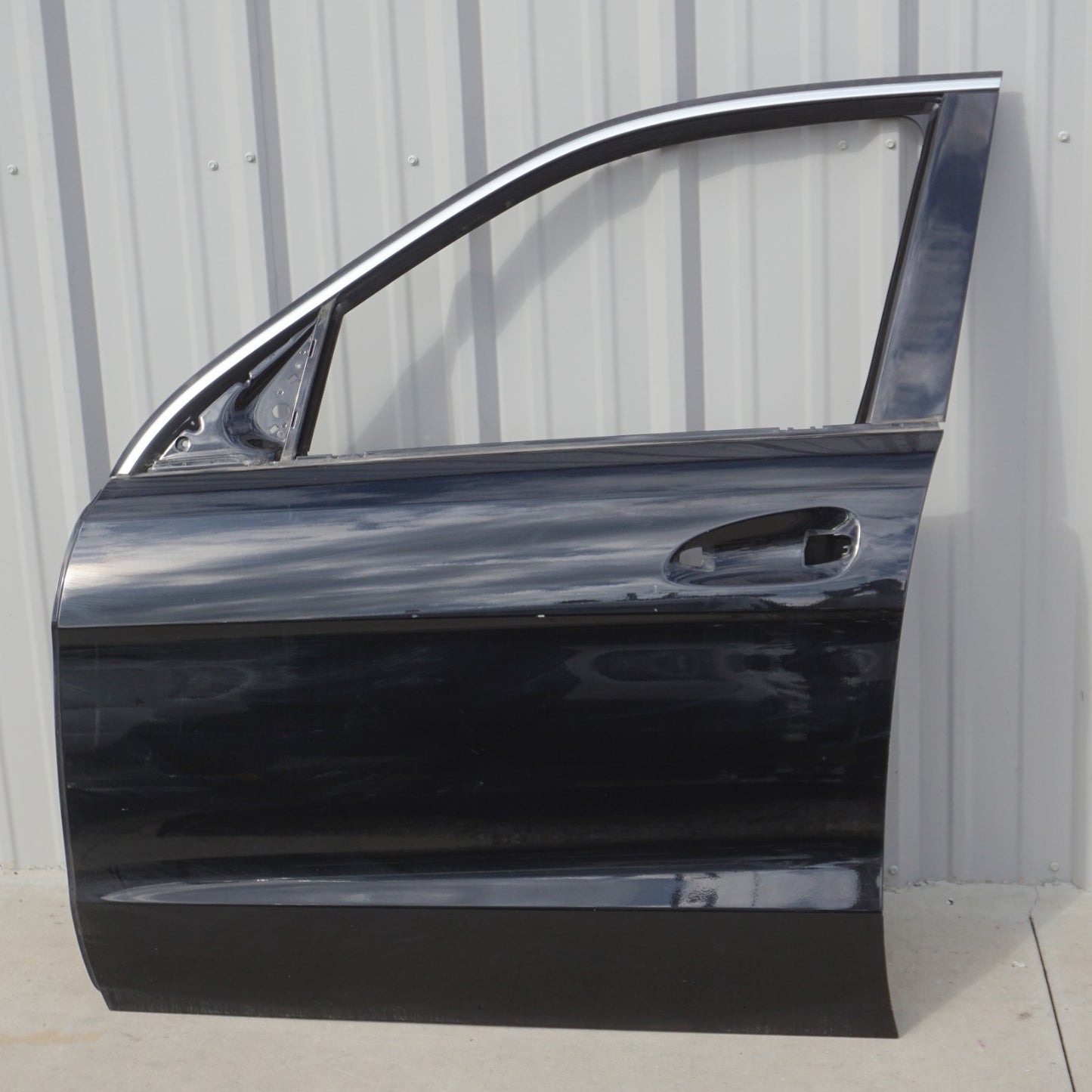 13-16 Mercedes X166 W166 ML GL GLS Front Left Driver Door Shell OEM