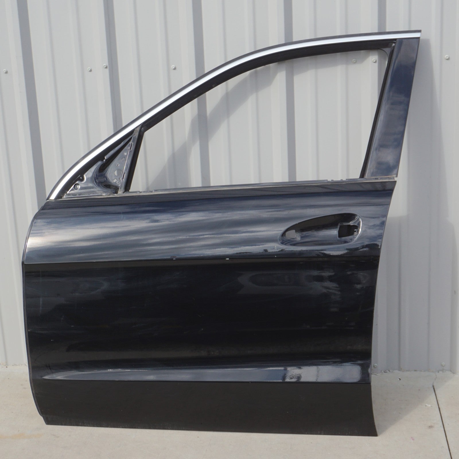 13-16 Mercedes X166 W166 ML GL GLS Front Left Driver Door Shell OEM