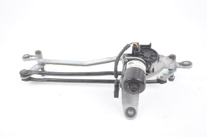 2014 - 2020 Maserati Ghibli M157 Front Windshield Wiper Motor Linkage OEM