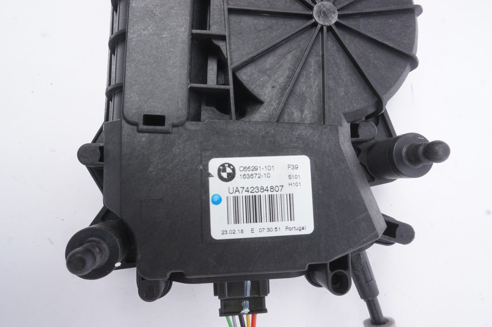 2018 - 2022 BMW X2 F39 OEM Rear Trunk Lock Latch Actuator
