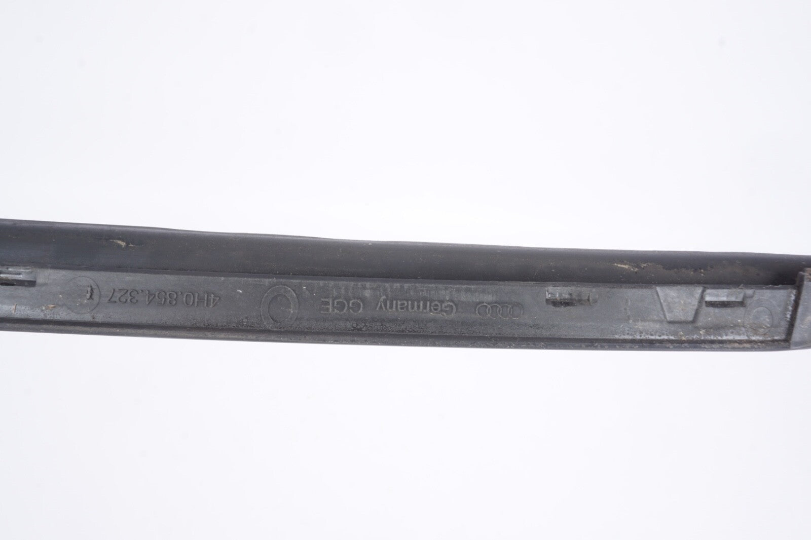 2011-2018 AUDI A8 QUATTRO - Left and Right Windshield SIDE TRIM / SEAL 4H0854328