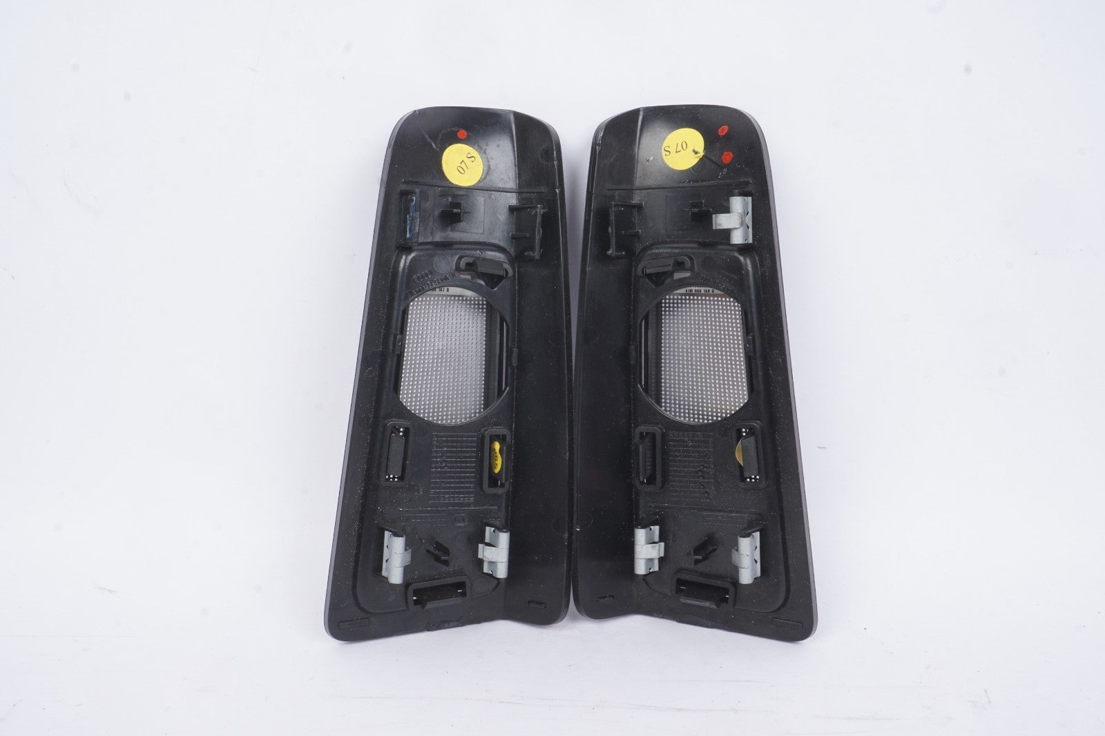 2011 - 2018 AudiA8 Quattro Left Right Lower B Pillar Trim W Speaker Grille