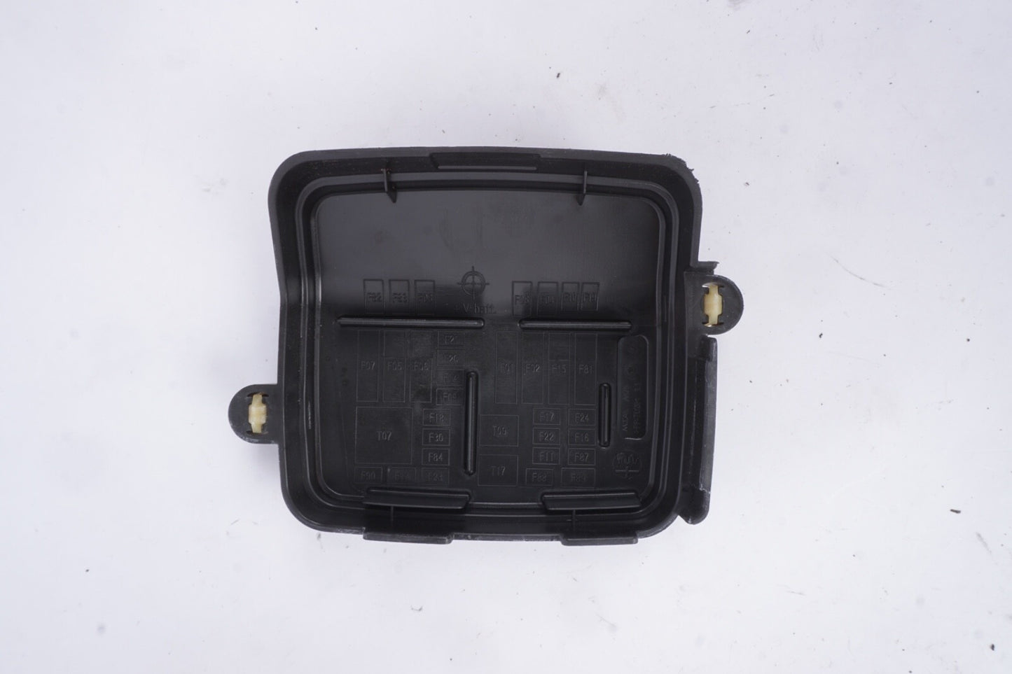 17-20 Alfa Romeo Giulia Front Right Floor Fuse Box Lid Cover 50547168 Oem