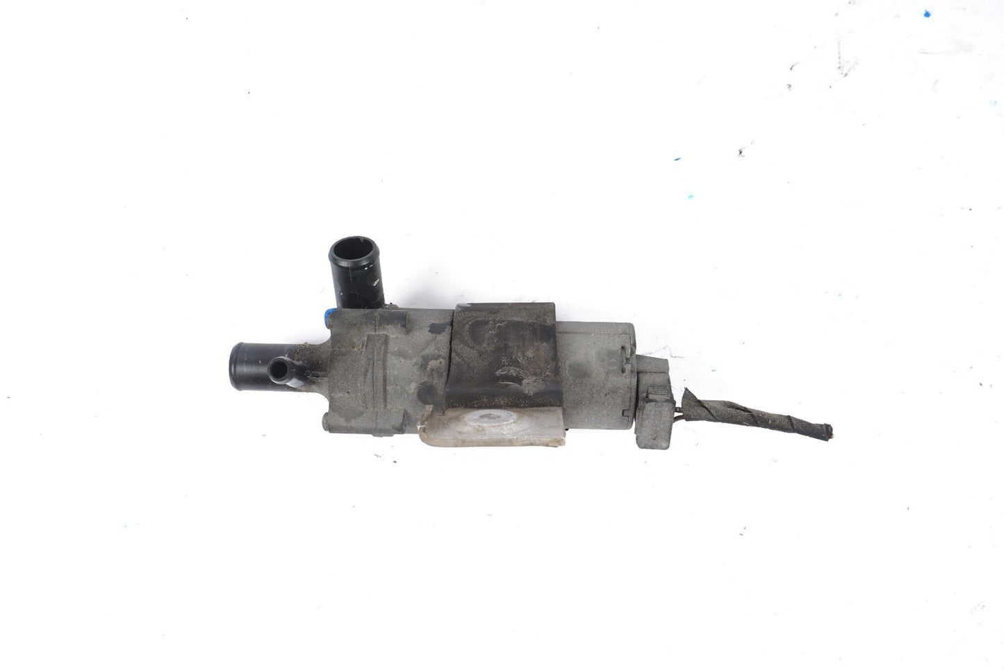 03-06 Mercedes SL500 Auxiliary Water Pump 0018353564  OEM