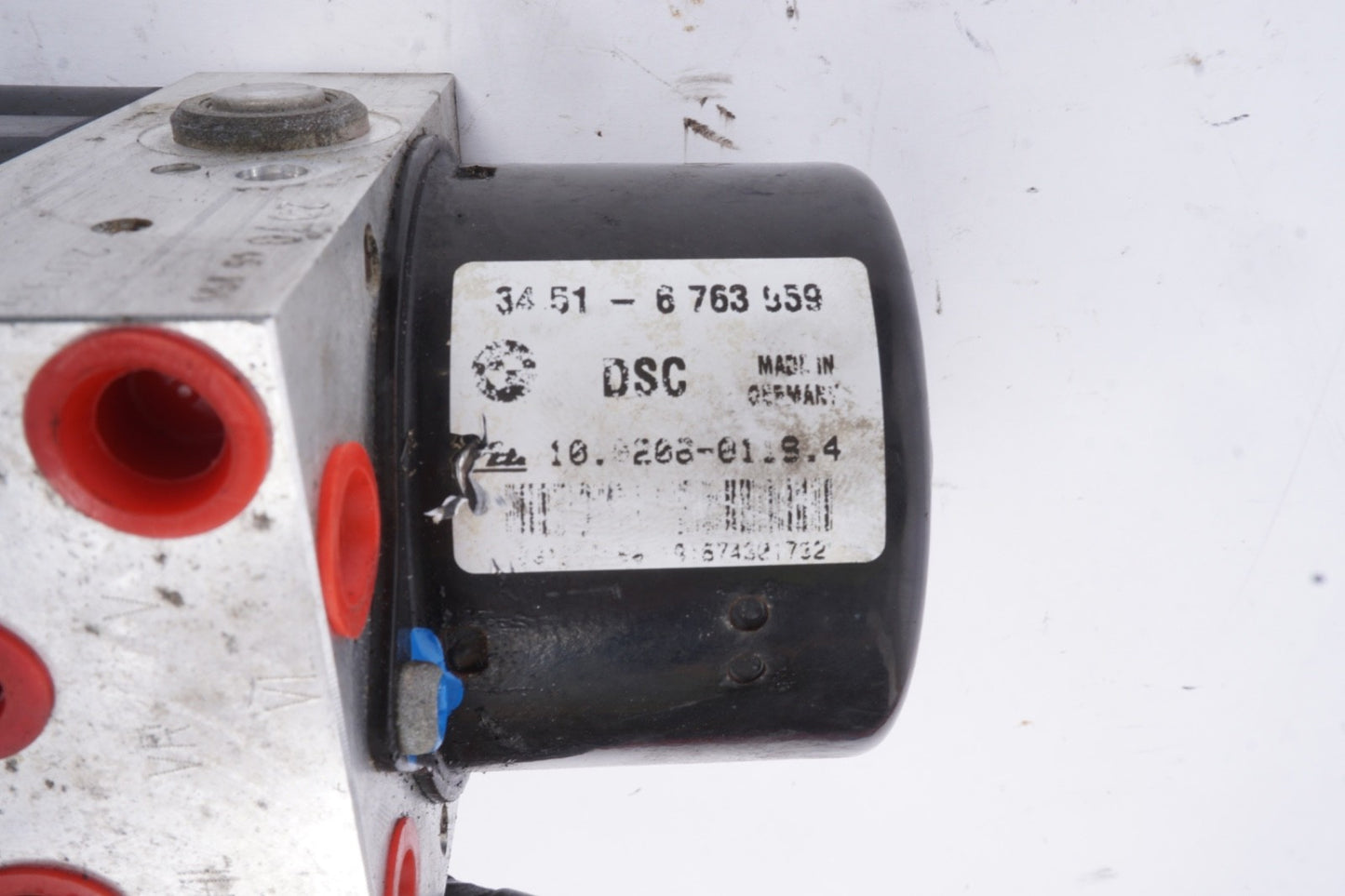 2003-2005 BMW Z4 E85 E86 ABS Anti Lock Brake Pump Module Unit 6764088 OEM