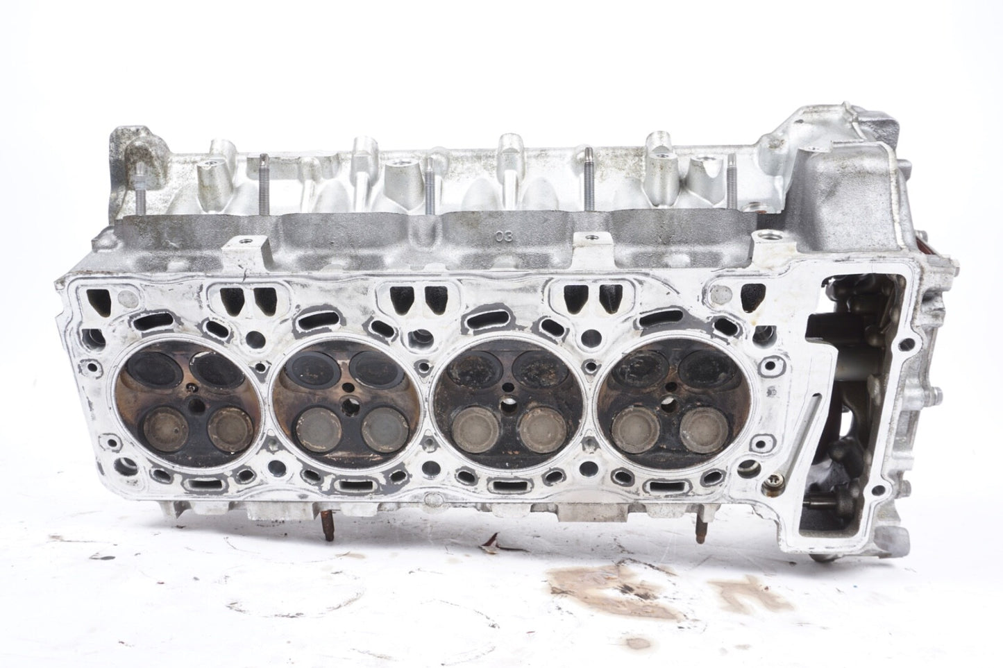2008 - 2014 BMW F10 550i X5 X6 MOTOR ENGINE CYLINDER HEAD RIGHT CAMSHAFT OEM