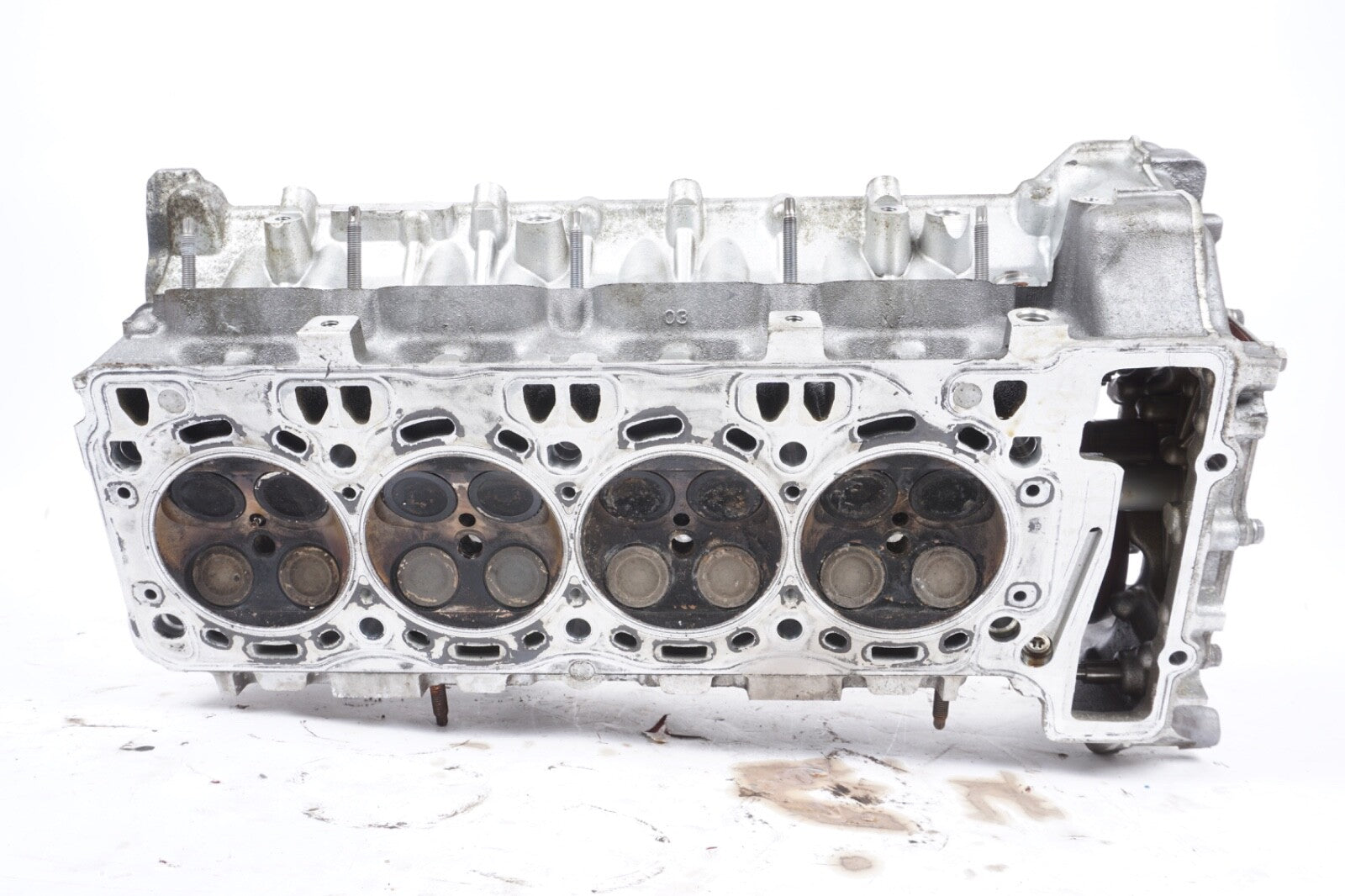 2008 - 2014 BMW F10 550i X5 X6 MOTOR ENGINE CYLINDER HEAD RIGHT CAMSHAFT OEM