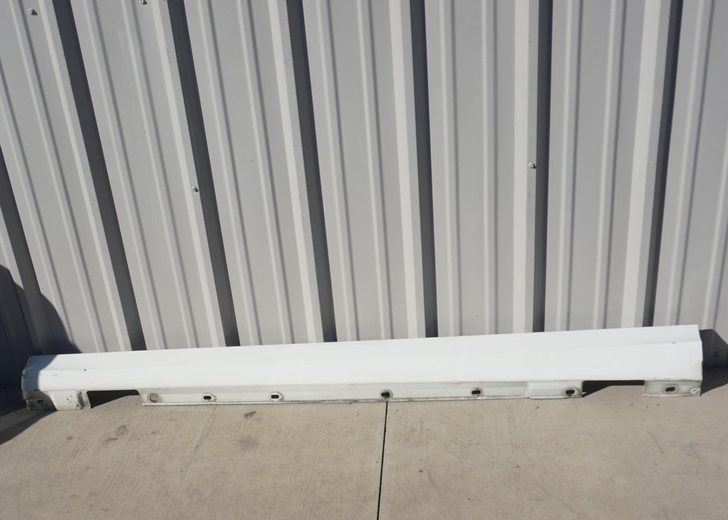 08-14 Mercedes-Benz C300 Left Driver Side Rocker Panel Skirt Molding OEM