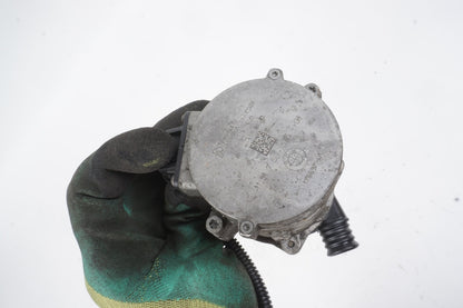 08-21 BMW Auxiliary Water Pump 7566335 E70 F15 F01 F02 F04 F10 F13 F06 F12 E71