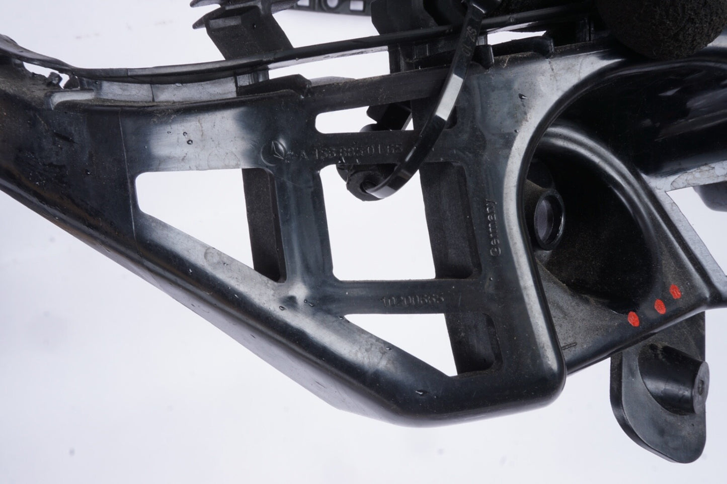 2015-2020 MERCEDES GLA250 X156 REAR BUMPER LEFT RIGHT SIDE MOUNT BRACKET SUPPORT