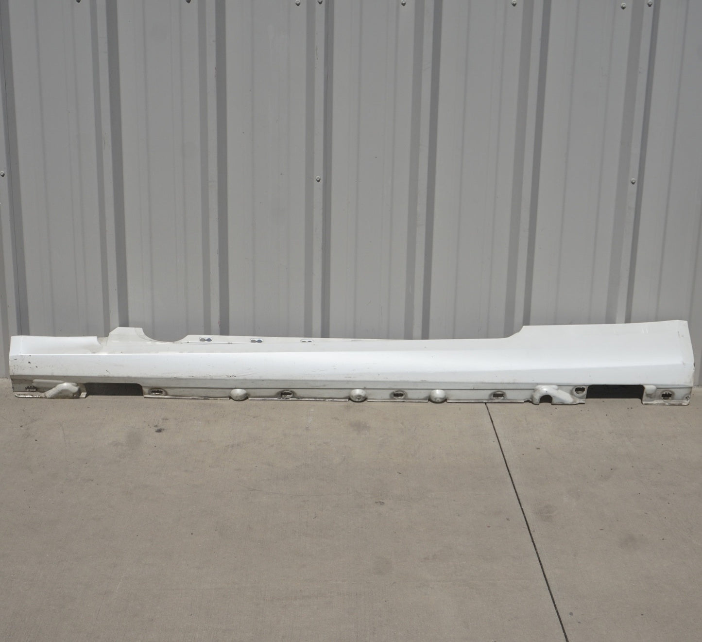 2011 - 2017 Mercedes E350 Convertible Base Left Side Rocker Panel Side Skirt OEM