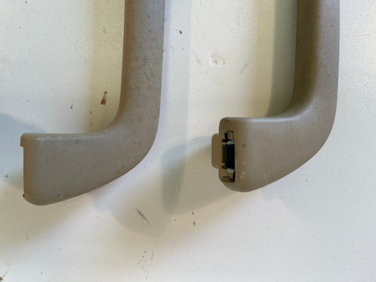 07-13 W221 MERCEDES BENZ S550 S600 S63 OVERHEAD ROOF GRAB HANDLE SET OF 4 OEM