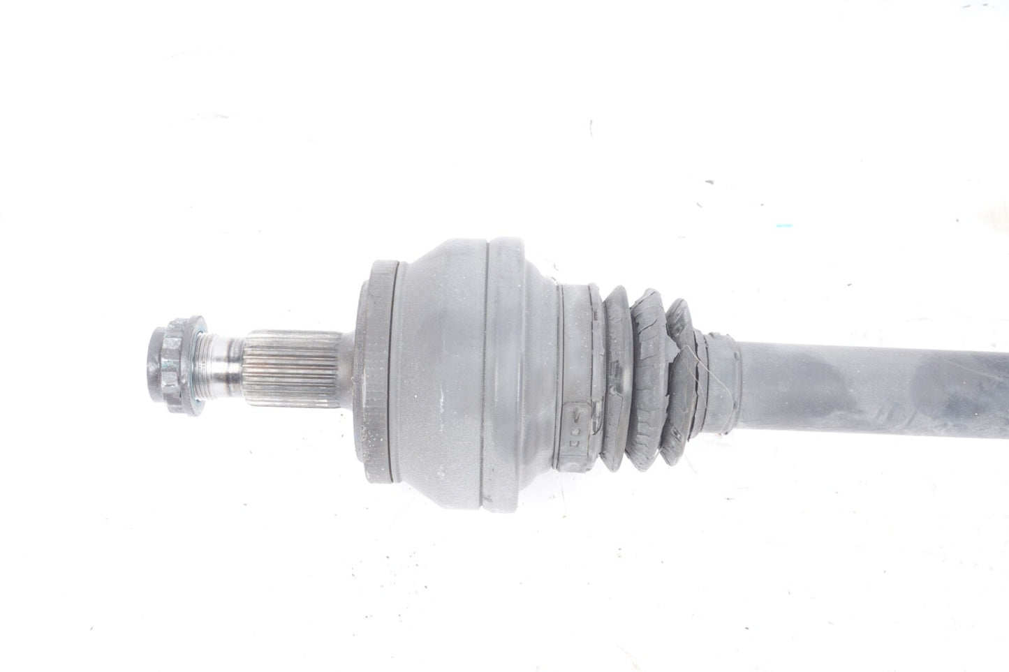 07-18 Mercedes W212 E350 S550 E400 Rear Left or Right Axle CV Half Shaft OEM
