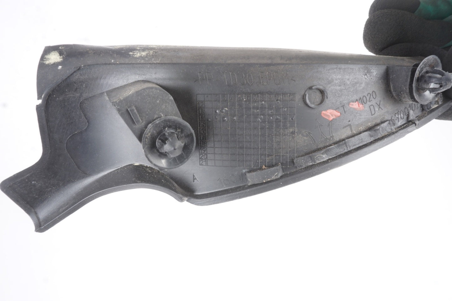 2014 - 2020 Maserati Ghibli M157 Front Left Right Cowl Panel Corner Cover Trim