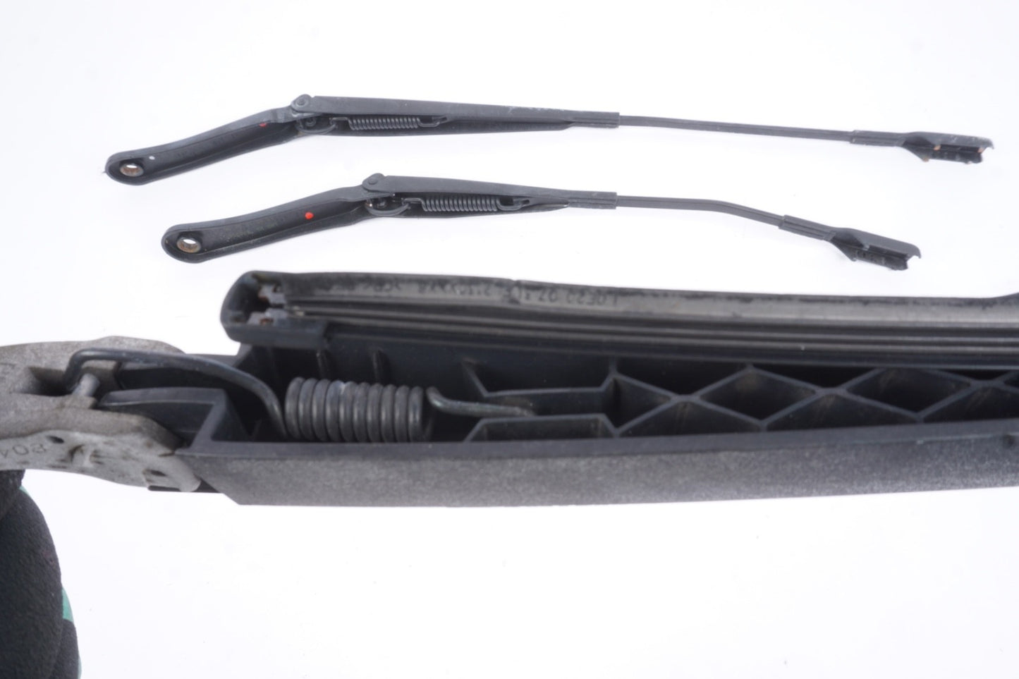 2018 - 2023 BMW X2 28I F39 - Right & Left Windshield Wiper ARM SET