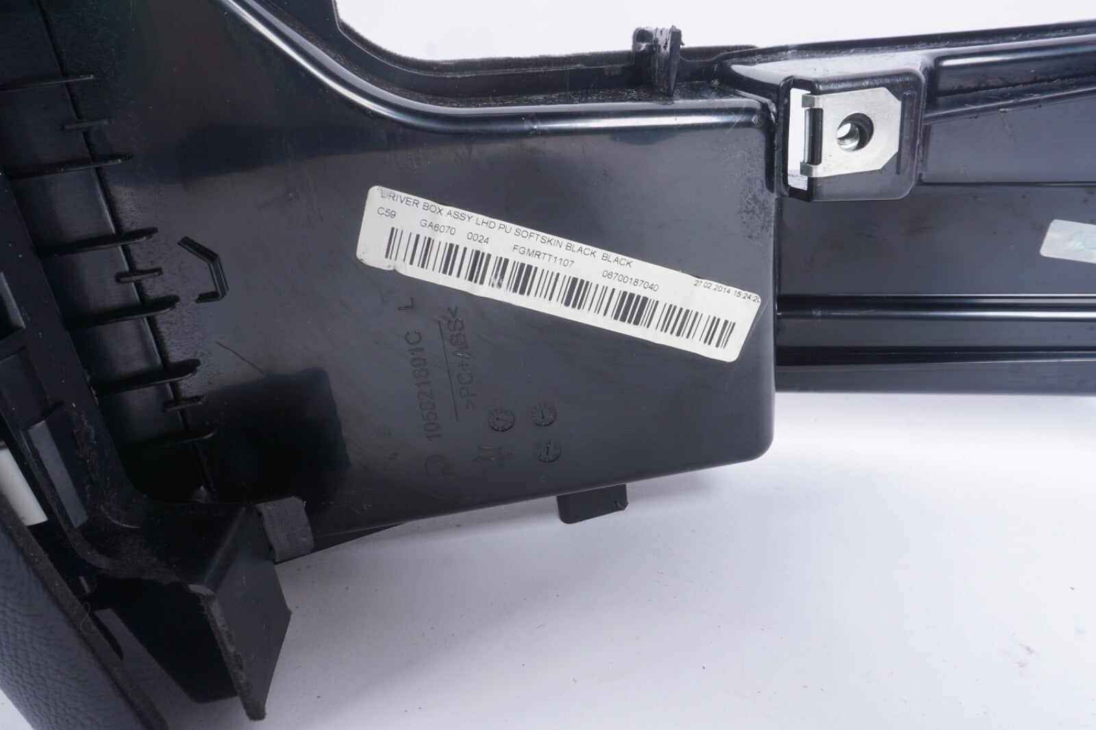2014-2016 MASERATI GHIBLI M157 OEM LEFT DASHBOARD STORAGE COMPARTMENT 6700187040