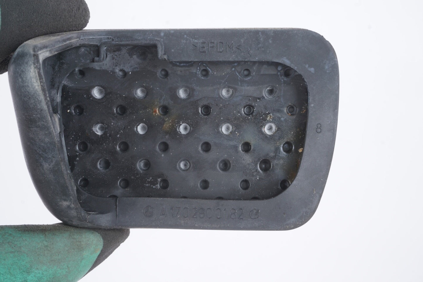 10-17 Mercedes W207 E350 E550 Brake Pedal Pad 1702900182 OEM