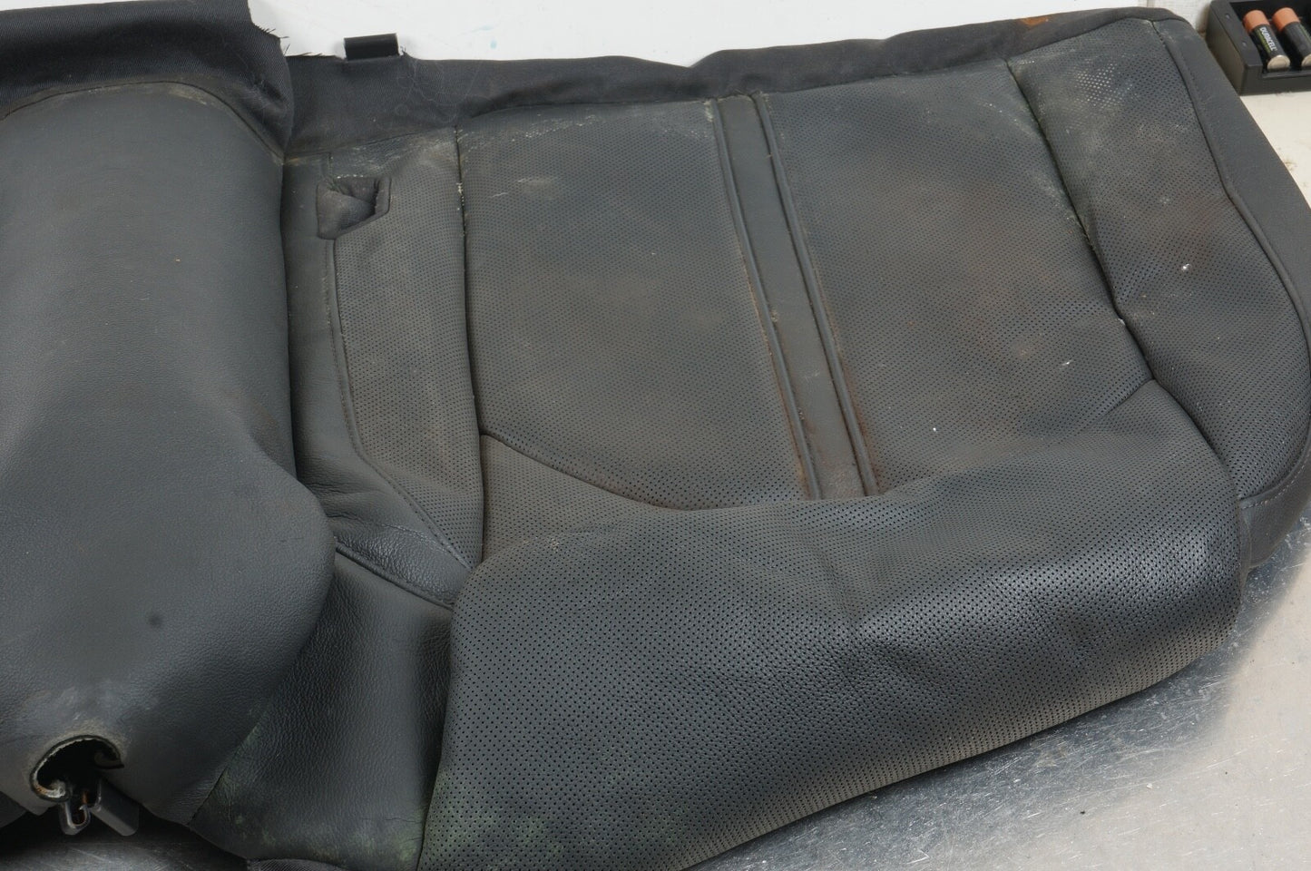 2011-2015 AUDI A8 QUATTRO REAR 2ND SECOND ROW SEAT LOWER BOTTOM CUSHION OEM