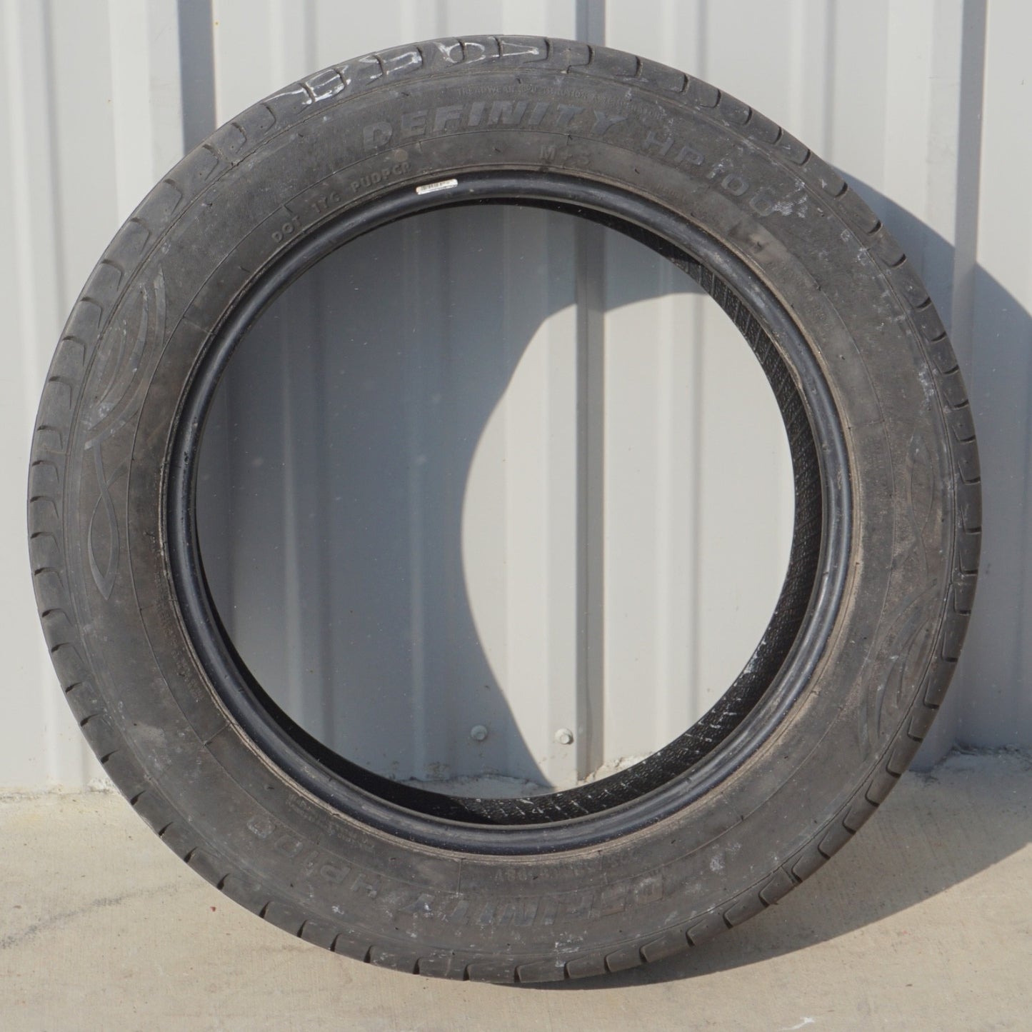 Used 225/55R18 Definity HP100 98V