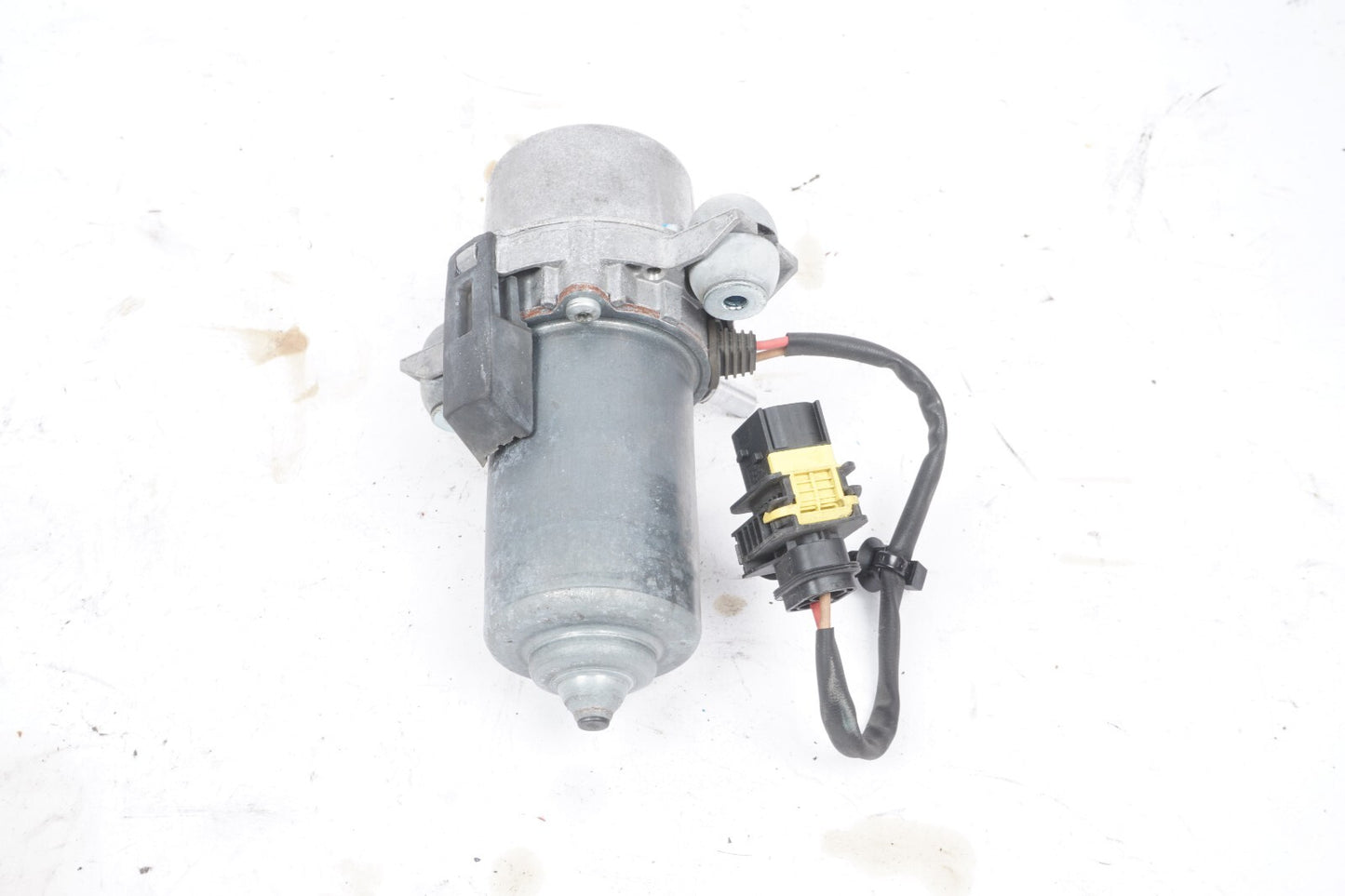 14-17 Mercedes S550 W222 Vacuum Brake Booster A0004303432 OEM