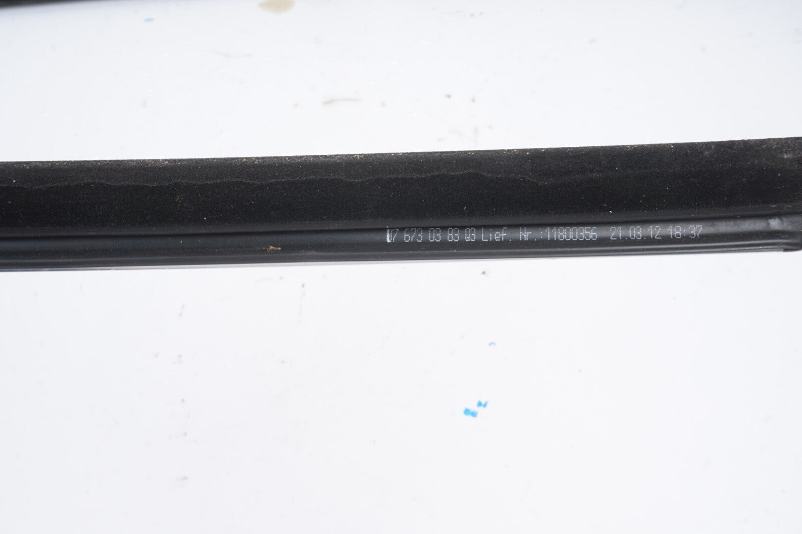 11-17 Mercedes E550 E350 Convertible REAR WINDOW MOLDING LEFT RIGHT PAIR TRIM