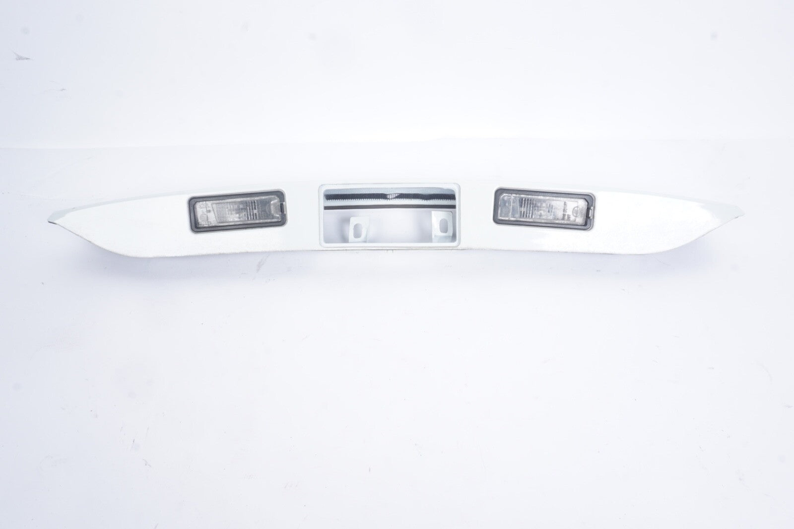 2011-2018 PORSCHE CAYENNE LIFT GATE TAILGATE SWITCH COVER MOLDING PURE WHITE OEM