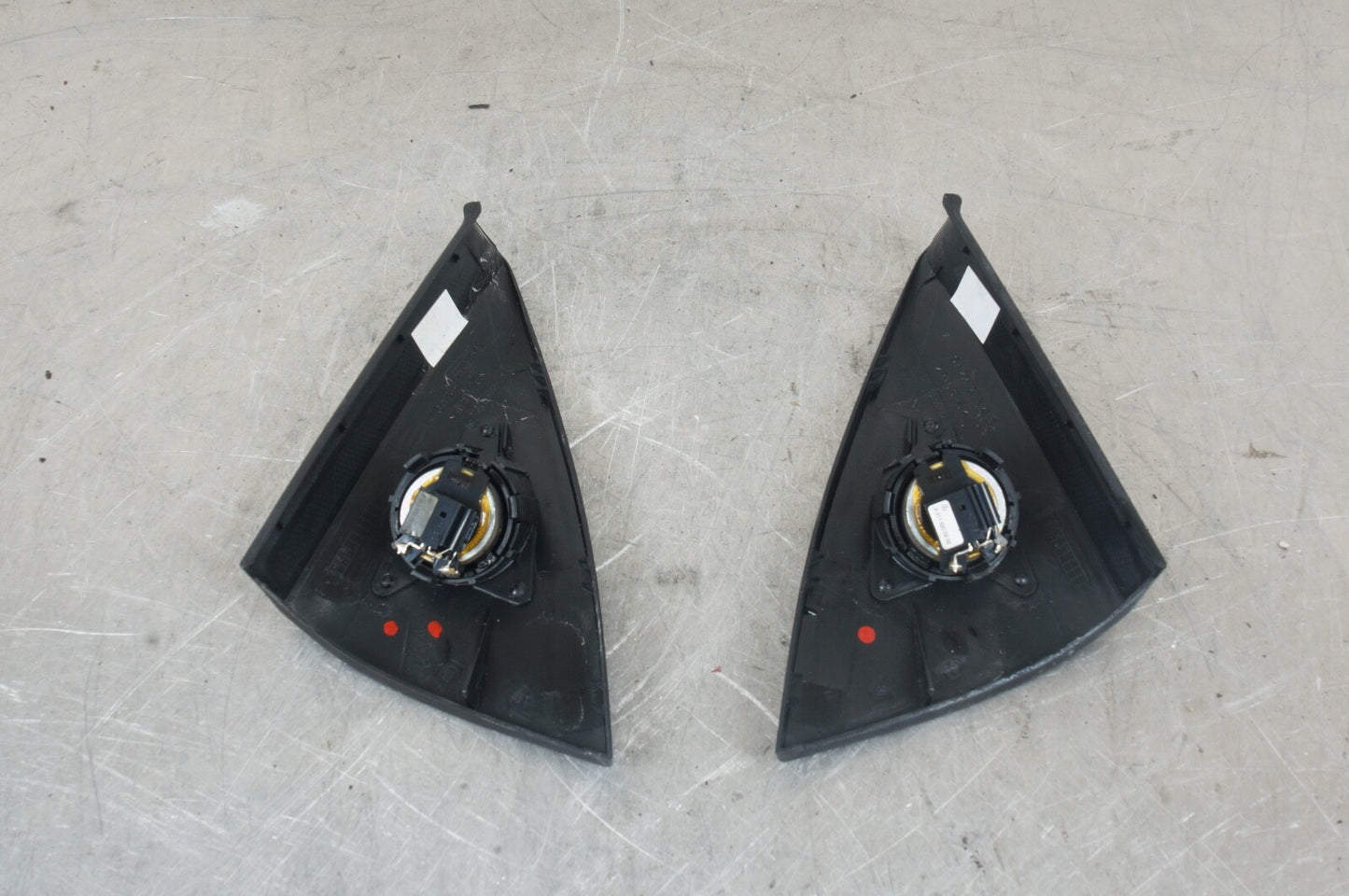 08-14 Mercedes C300 C250 Front Left & Right Door Panel Tweeter Speaker Cover Set