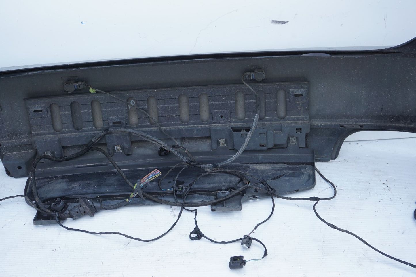 2010-13 BMW 535I 550i GT F07 Rear Bumper Cover ( NO SHIPPING )