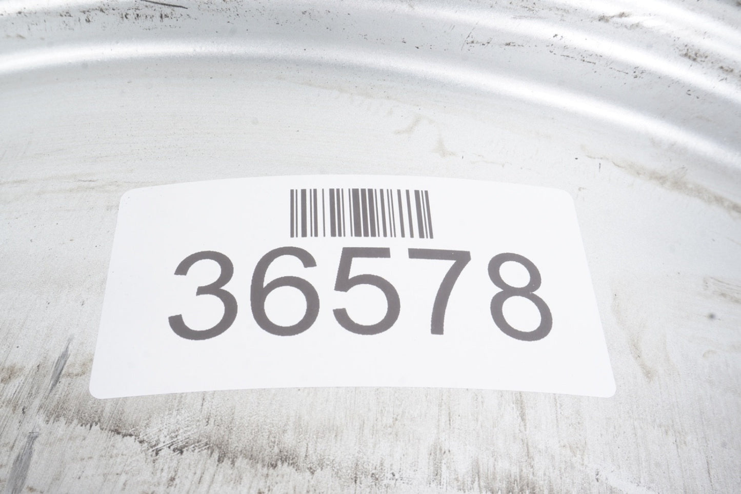 2008 2009 2010 BMW 650i M6 18" Wheel Rim w/ Center Cap OEM