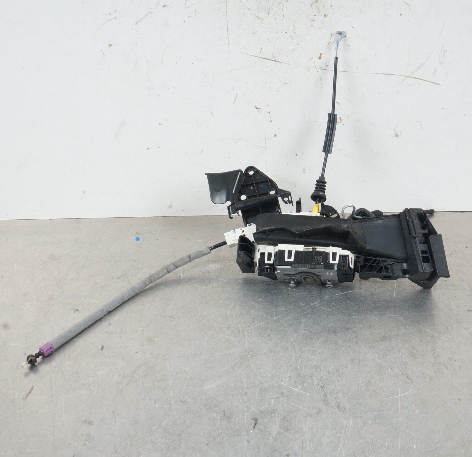 08-14 Mercedes W204 C300 C350 Front Left Side Door Lock Latch Actuator OEM