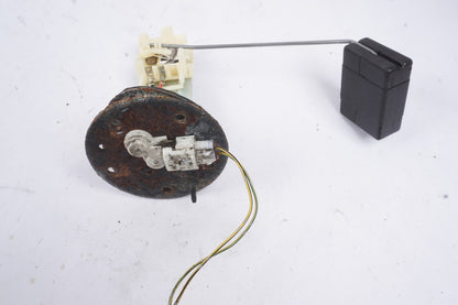 2002 - 2005 LEXUS SC430 FUEL LEVEL SENDING UNIT RIGHT OEM