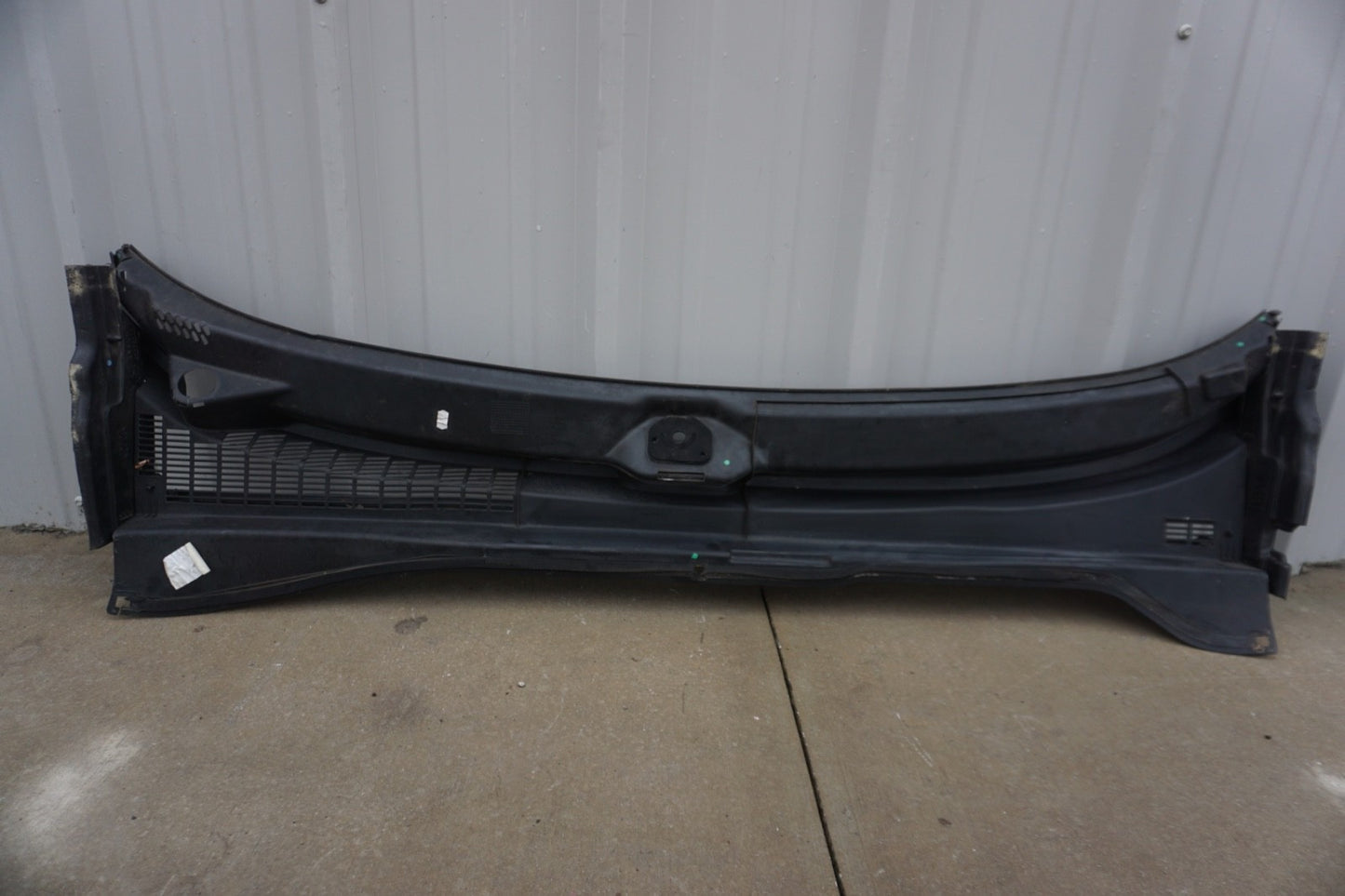 2015 - 2023 Jeep Renegade Front Windshield Cowl Cover OEM