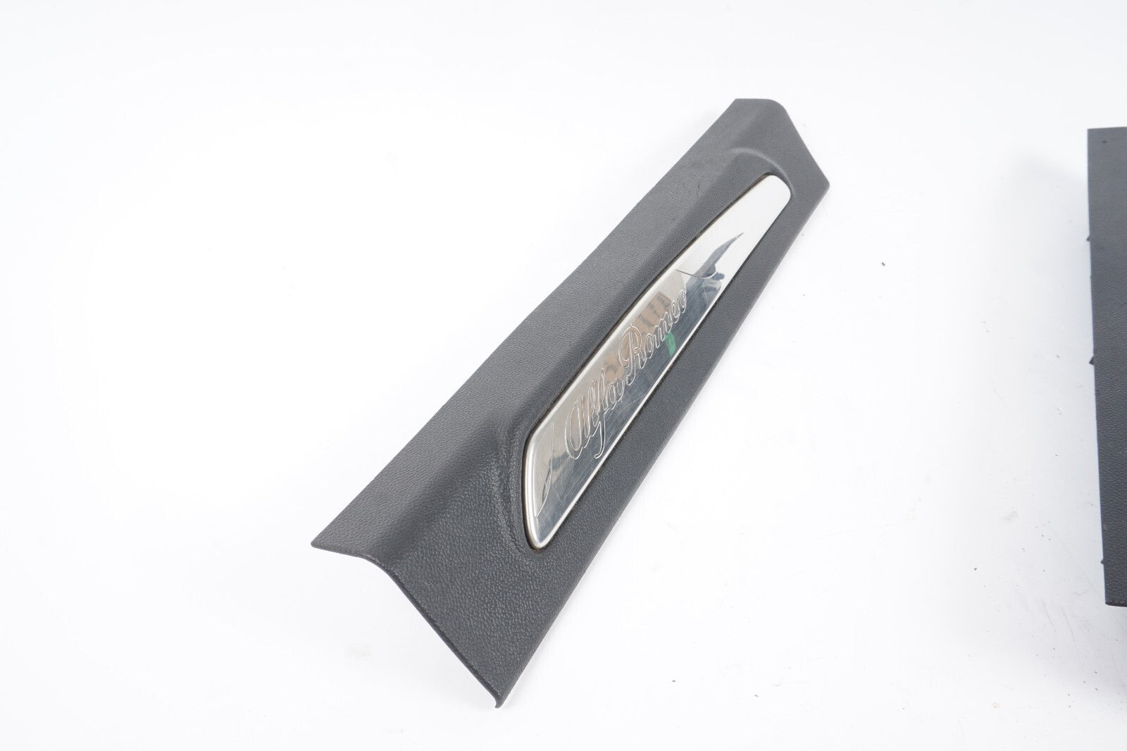 17 - 22 Alfa Romeo Giulia FRONT DOOR SILL SCUFF PLATE COVER LEFT & RIGHT OEM