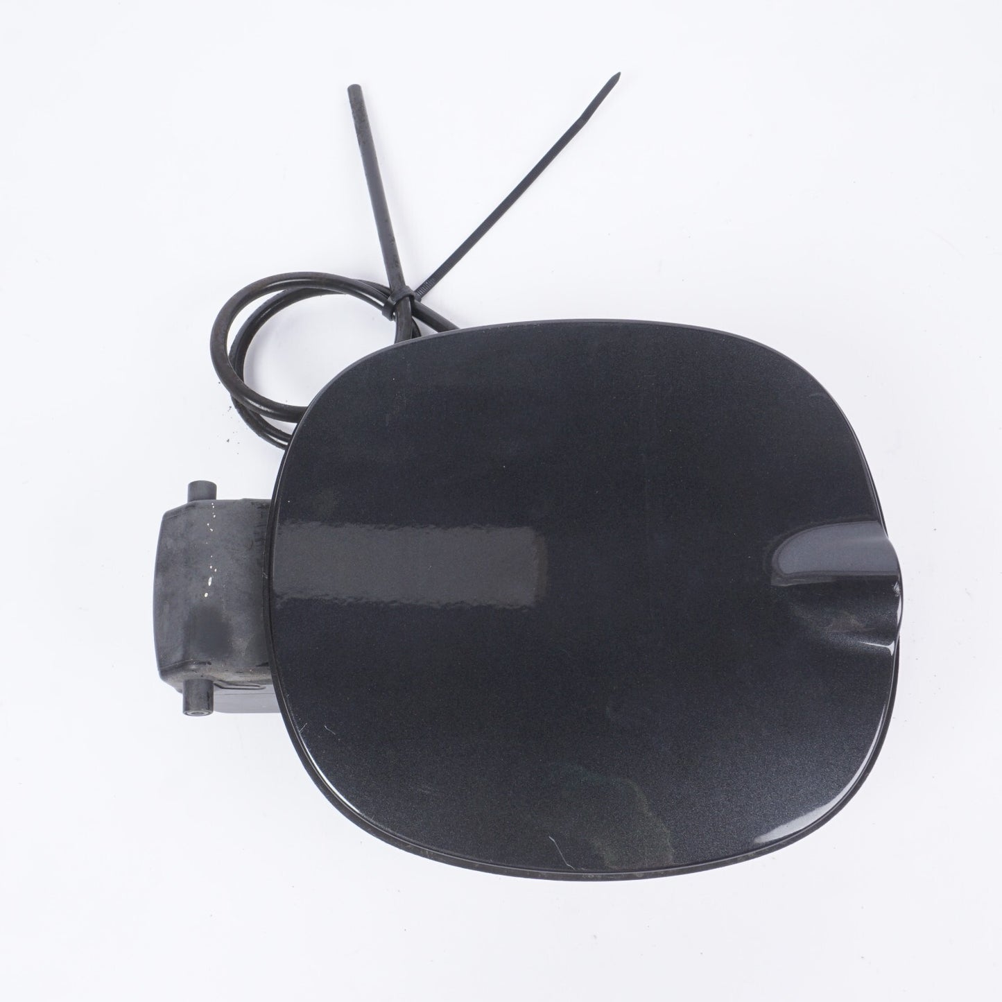 2014 - 2017 Fiat 500L Fuel Tank Filler Lid Door OEM