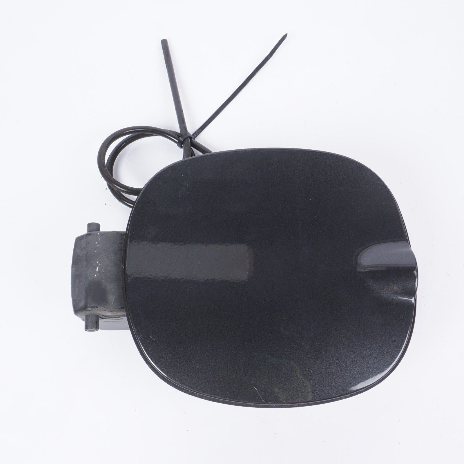 2014 - 2017 Fiat 500L Fuel Tank Filler Lid Door OEM