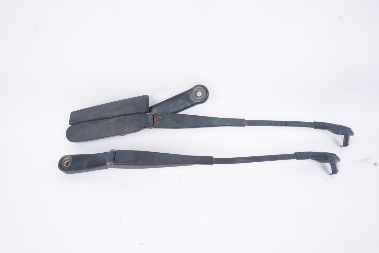 2011-2018 PORSCHE CAYENNE WINDSHIELD LEFT & RIGHT WIPER ARM W/ BLADE SET OEM