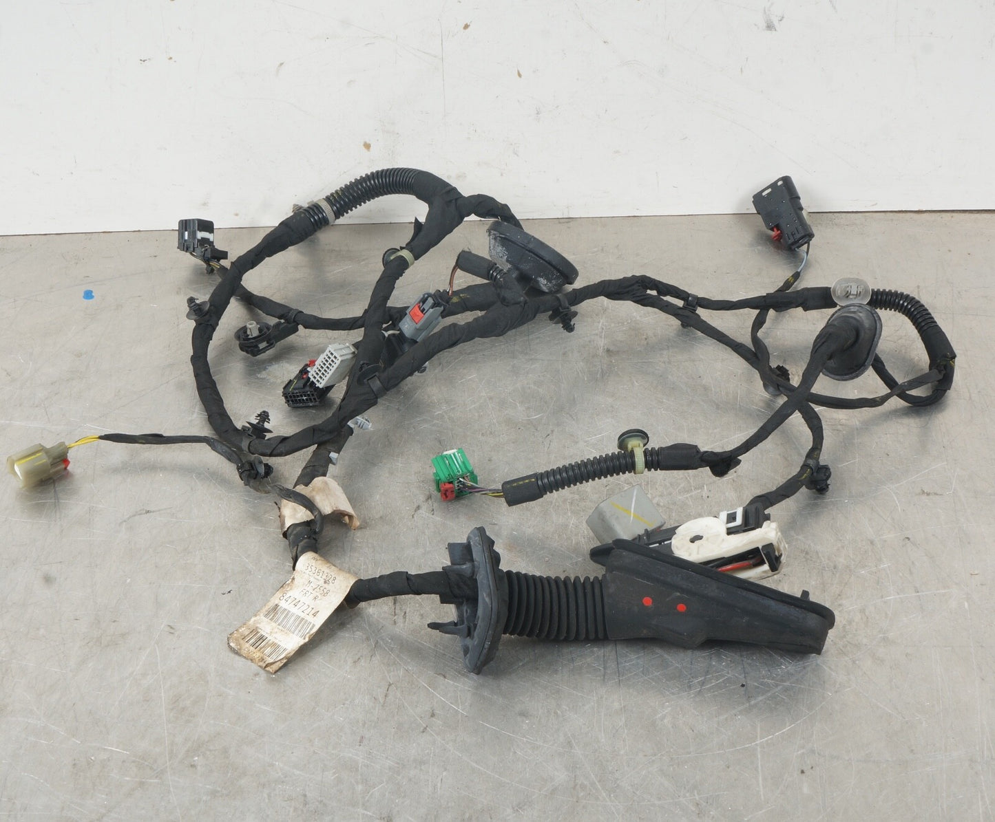 2020-2021 CADILLAC CT4  OEM RIGHT FRONT DOOR WIRE WIRING HARNESS 84747214