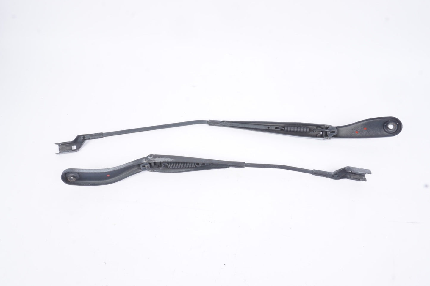 2006 - 2013 VOLVO C70 WINDSHIELD WIPER ARMS PAIR LEFT AND RIGHT