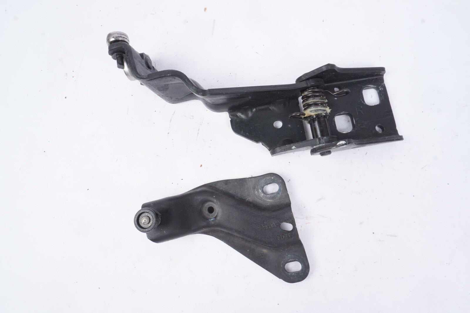 2018-2024 HONDA ODYSSEY REAR RIGHT SIDE SLIDE DOOR CENTER ROLLER HINGE OEM