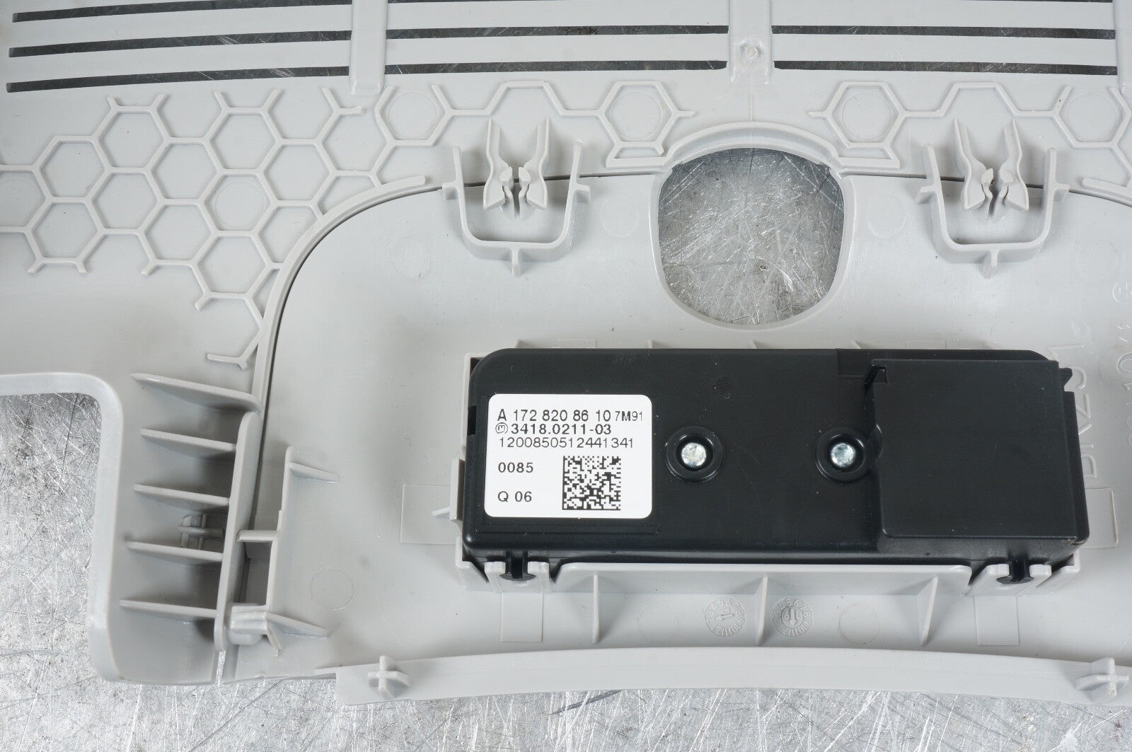 2017-2020 MERCEDES SL450 SL550 LIGHT SENSOR RAIN COVER, 2318210836 OEM