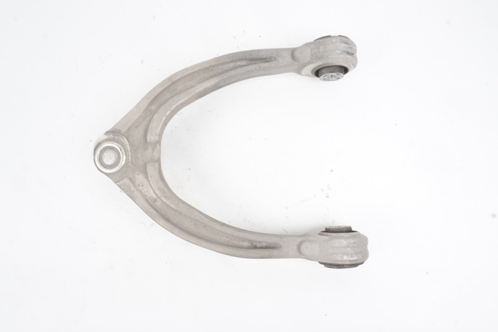 2017 - 2025 ALFA ROMEO GIULIA FRONT SUSPENSION RIGHT SIDE UPPER CONTROL ARM OEM