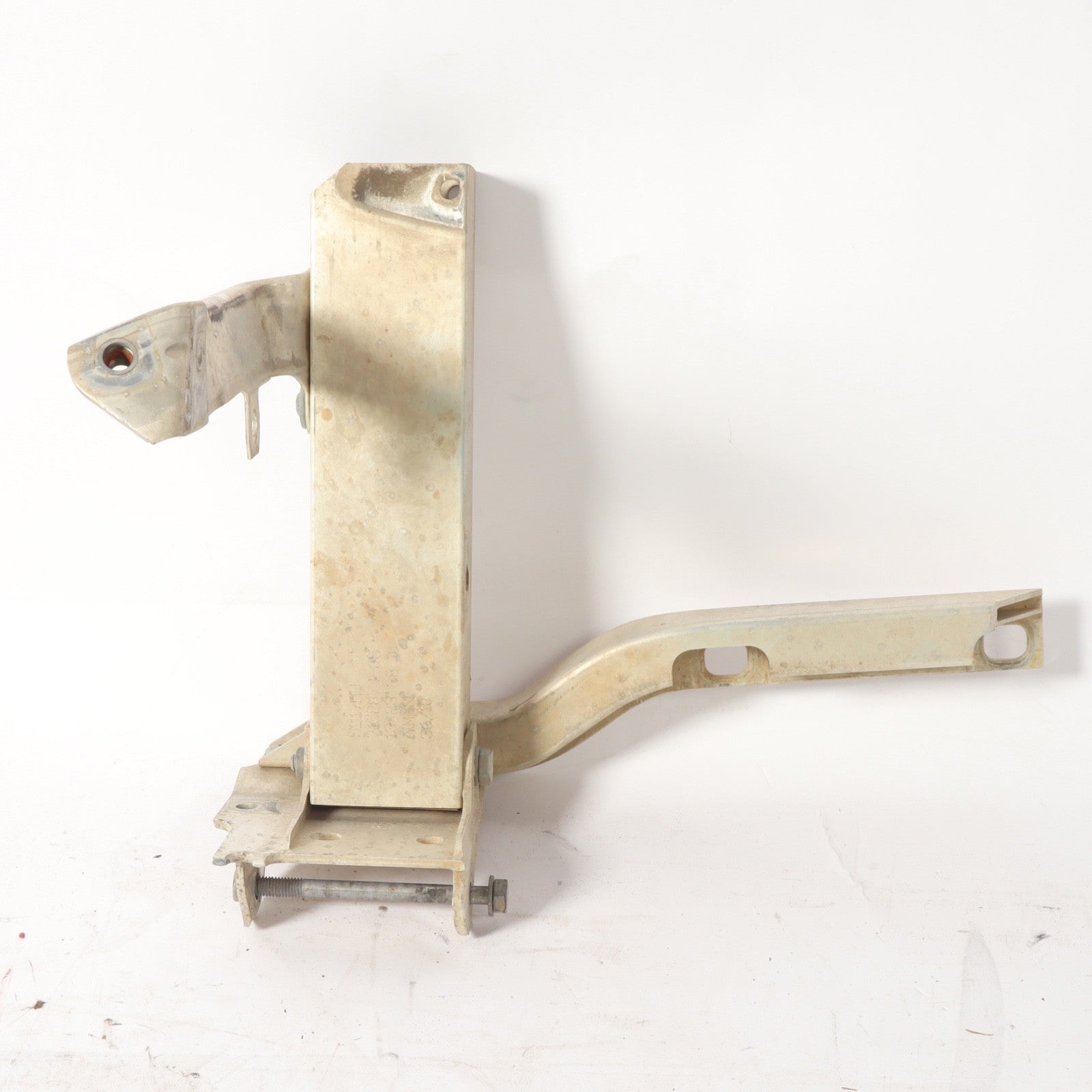2011 - 2017 BMW 535I 550 GT XDRIVE - Front Right Bumper BAR Bracket 7158874
