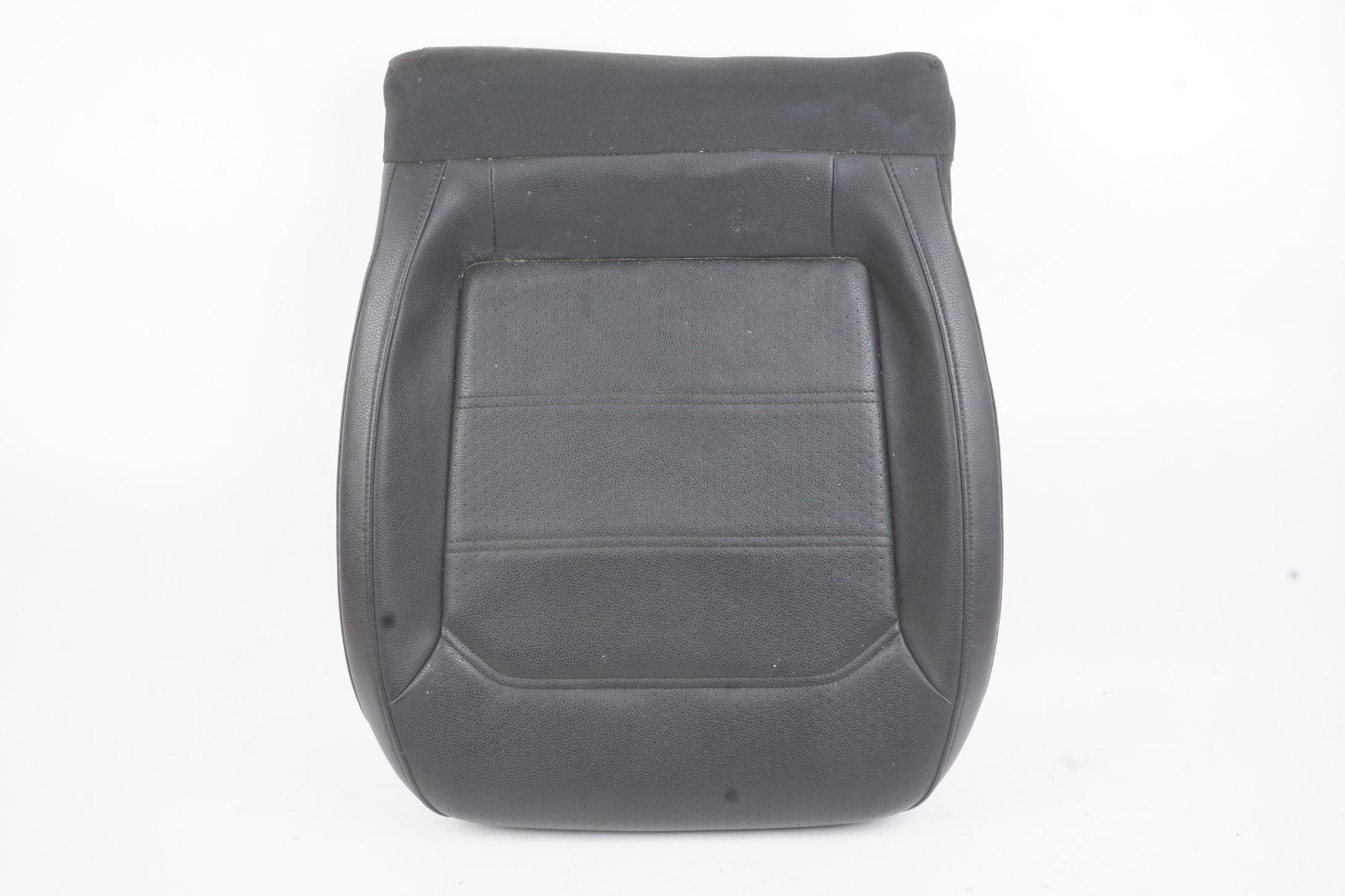 2012-2015 Volkswagen Passat Front Right Passenger Seat Cushion Bottom Lower OEM